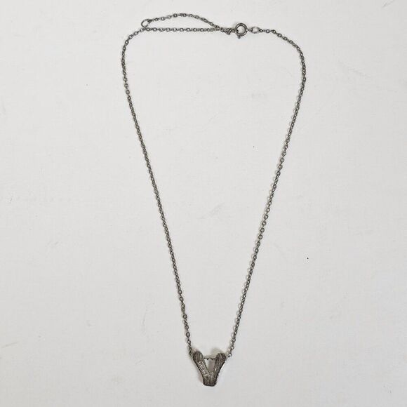 Vintage Sarah Coventry Initial V Pendant Silver Tone Chain Choker Necklace‎ - Picture 4 of 11